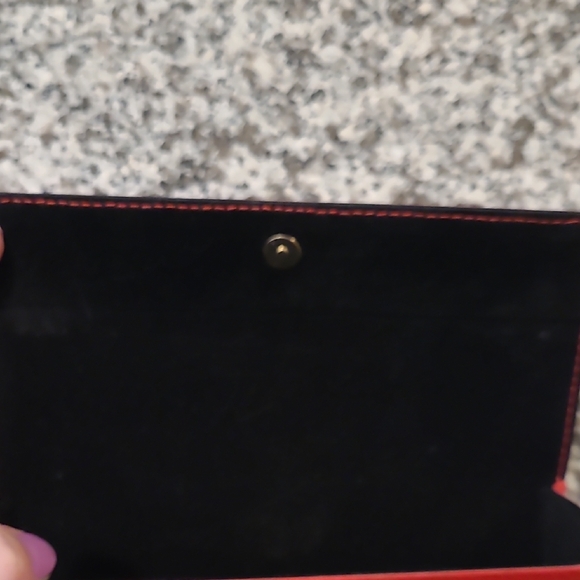 Guess Vibrant Red Clutch - Picture 4 of 6